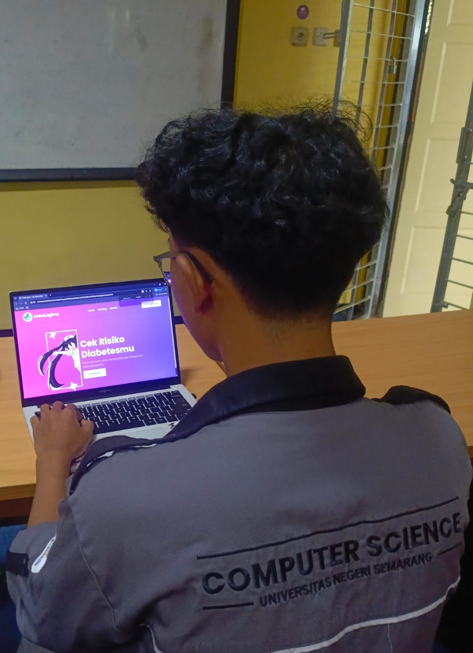  ilustrasi orang mengakses web 